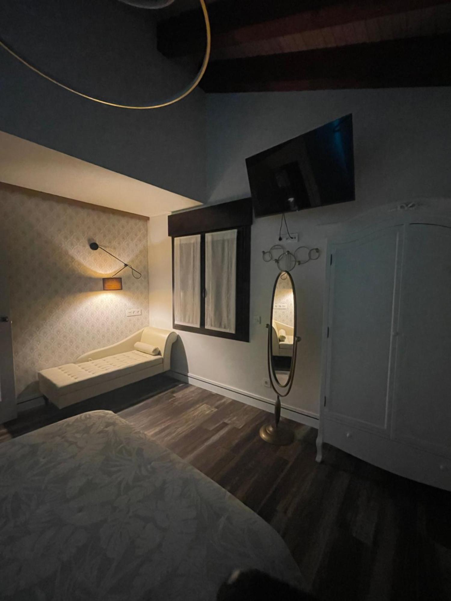 Apartamentos Valle De Ordesa-טורלה מראה חיצוני תמונה
